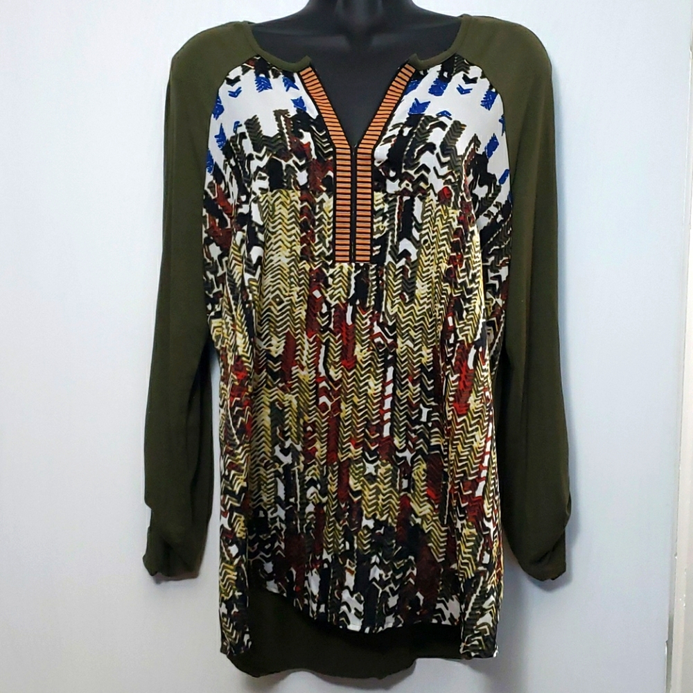 Gorgeous patterned olive green shirt